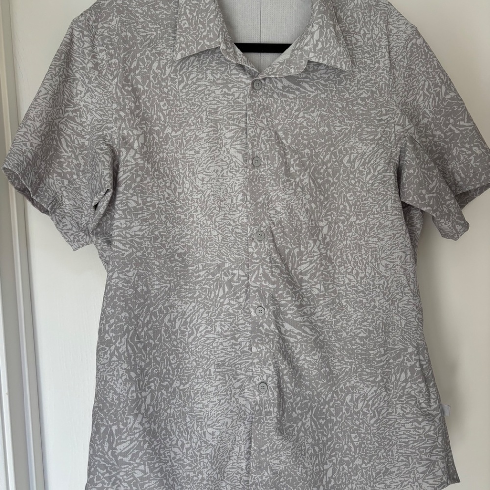 lululemon Airing Easy Short-Sleeve Shirt - Grey/White Pattern